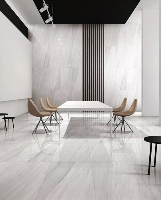 Full Body / Colour Body